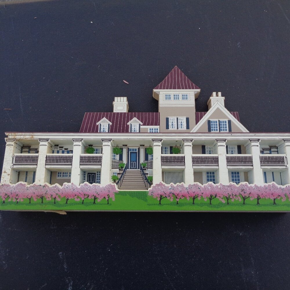 Magnolia Garden house Rainbow Row Charleston SC